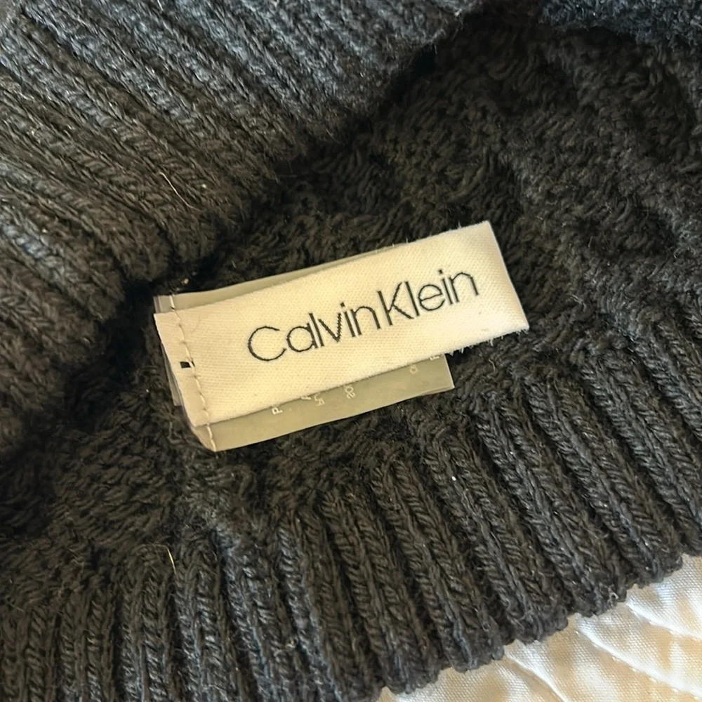 2 NWOT Women’s Knit Hats - Picture 5 of 7